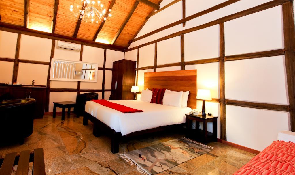 Roof Of Africa Hotel Windhoek Eksteriør bilde