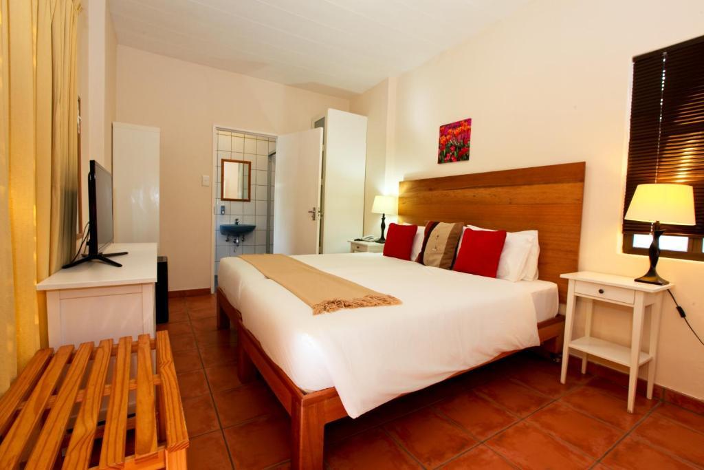 Roof Of Africa Hotel Windhoek Rom bilde